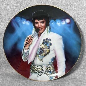 Elvis Presley 8" Collectors Plate Remembering Elvis The Legend Bradford Exchange